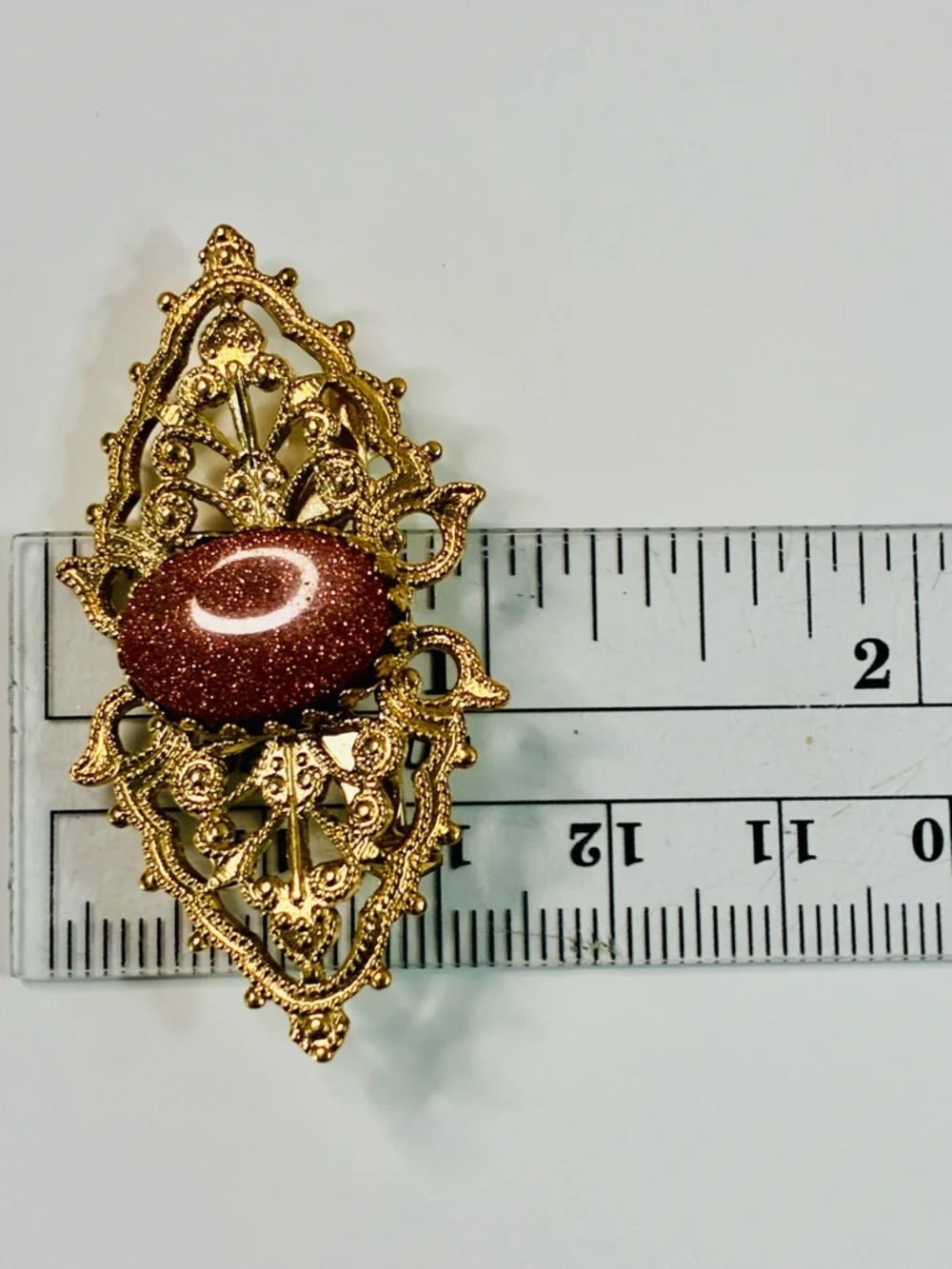 VTG Gold Stone Butterfly Filigree Brooch Ornate Sparkling Everyday Elegant EUC